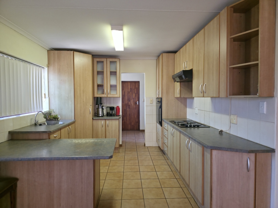 3 Bedroom Property for Sale in Wavecrest Eastern Cape